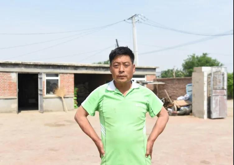 許文柱:中聯(lián)收獲花生機幫我解決了家里的經(jīng)濟危機