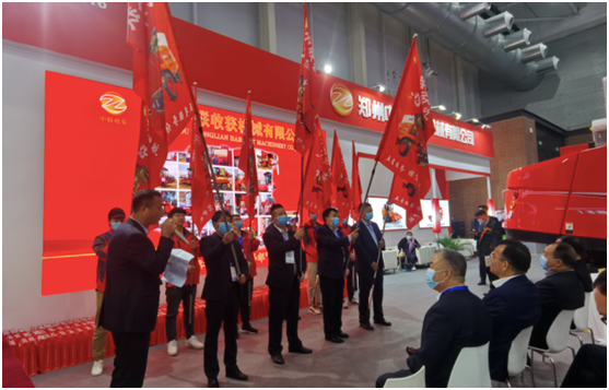 五星服務(wù) 保駕護(hù)航--2022年鄭州中聯(lián)服務(wù)年啟動